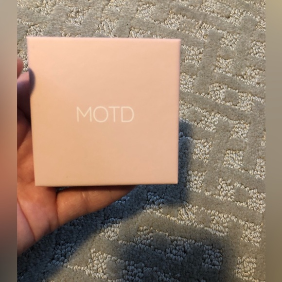 MOTD Blush Duo in Pink Lace 5g - Picture 2 of 6
